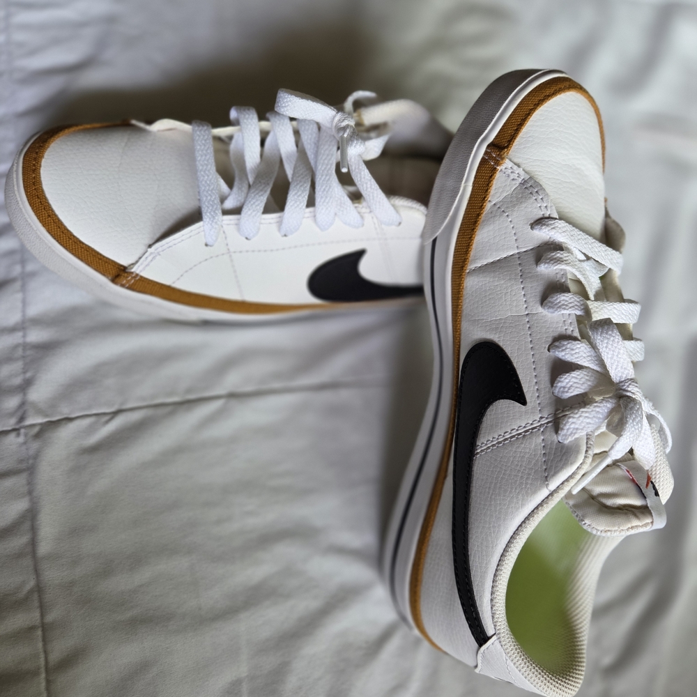 Nike White and Tan Sneakers - Picture 4 of 5